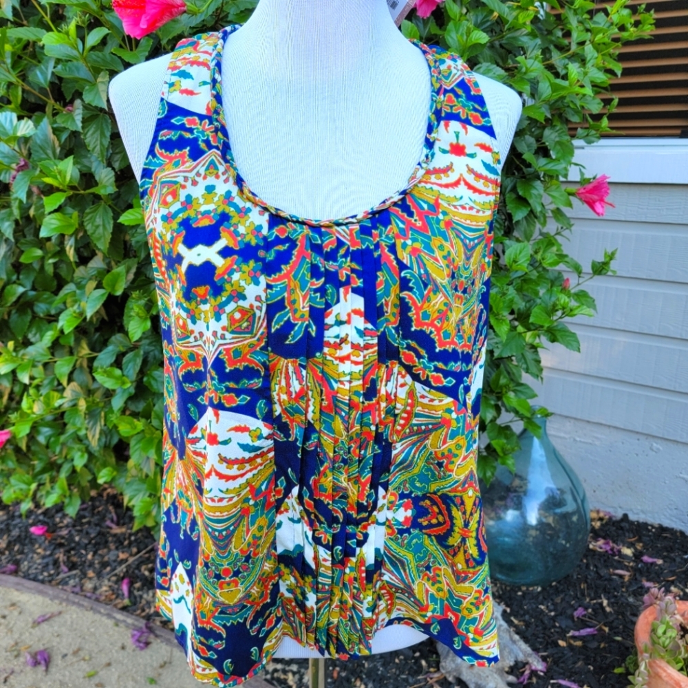 Red Camel Lace Back Sleeveless Top